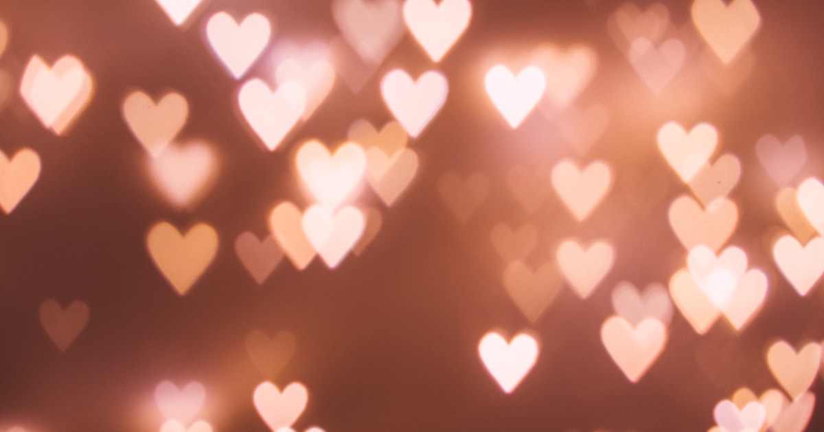 Qué regalar en un aniversario: 10 ideas y una que ganará siempre